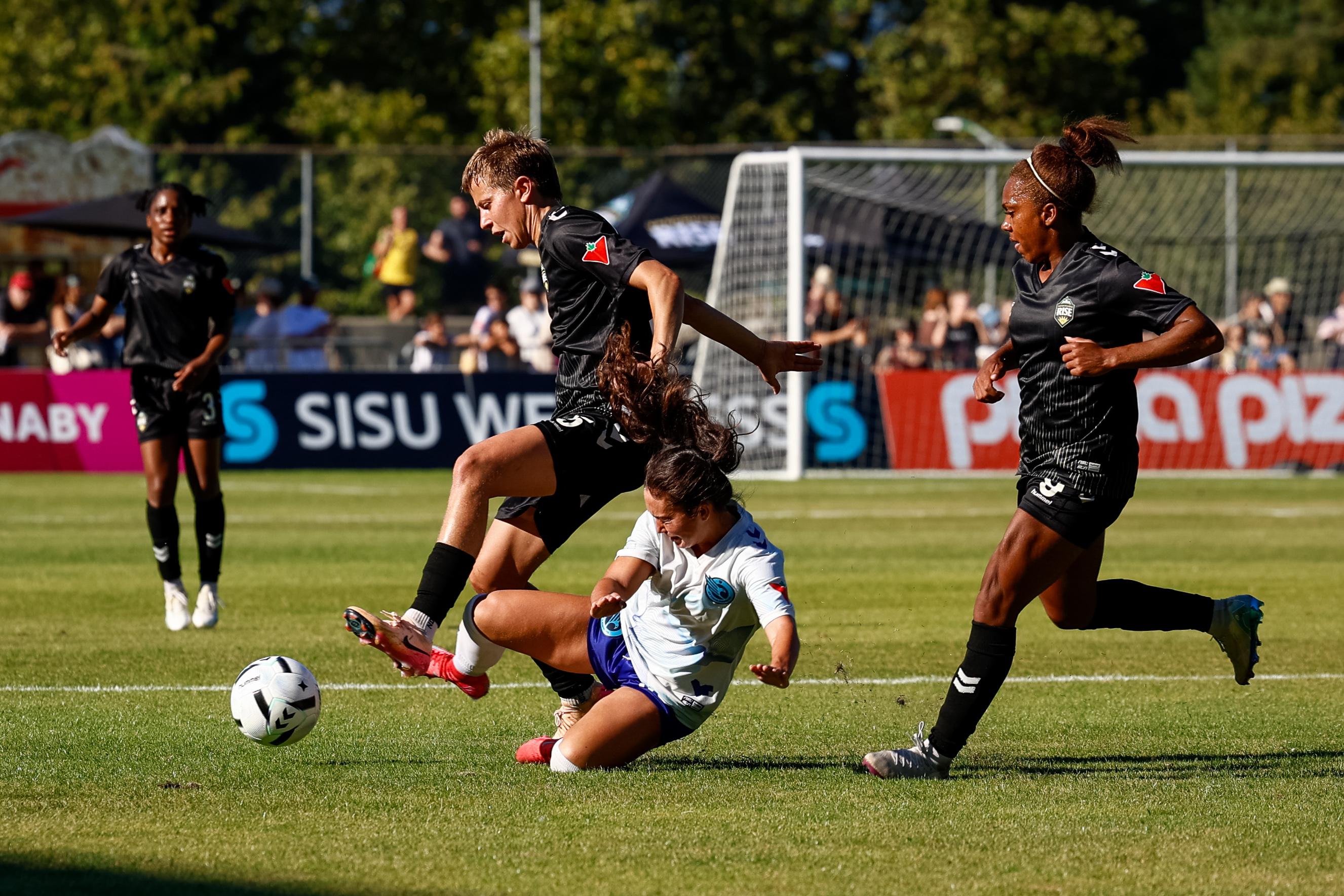 Vancouver Rise and Ottawa Rapid play to a thrilling 3-3 draw